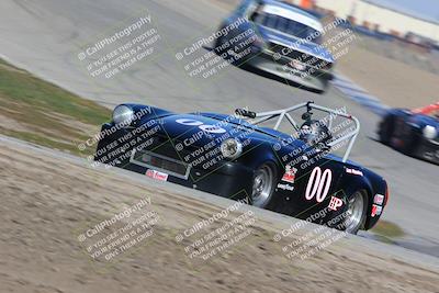 media/Feb-19-2022-Cal Club SCCA Super Tour (Sat) [[420969159b]]/Group 2/Race (Grapevine)/